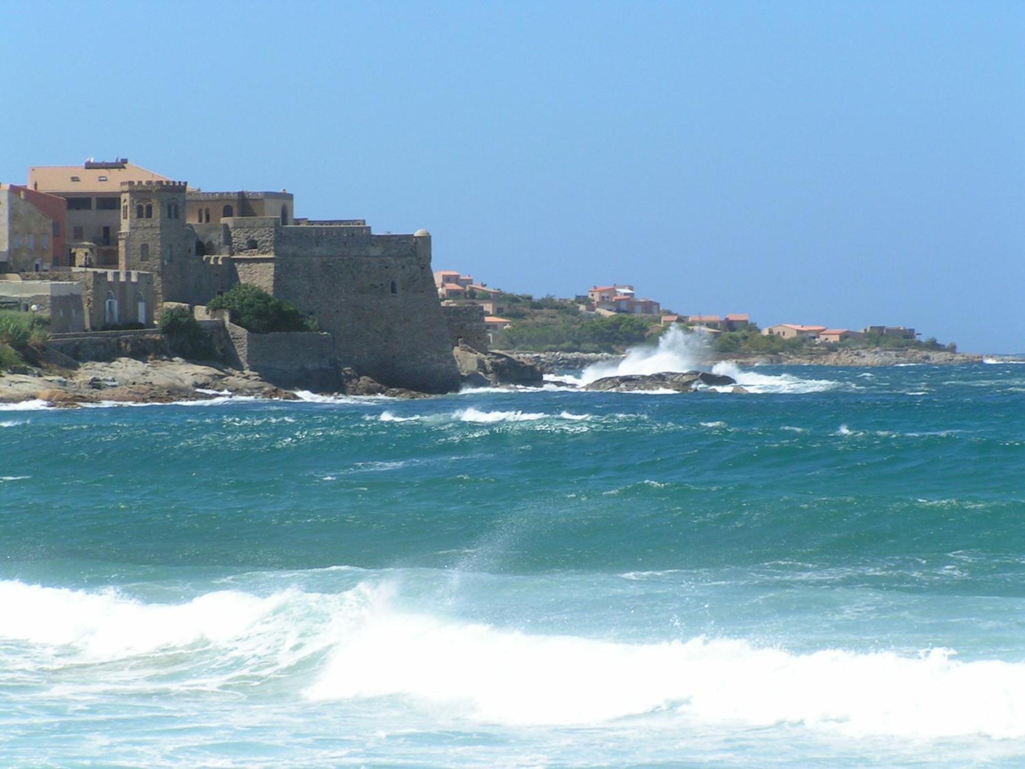 L'Escale Plage Algajola  Luaran gambar