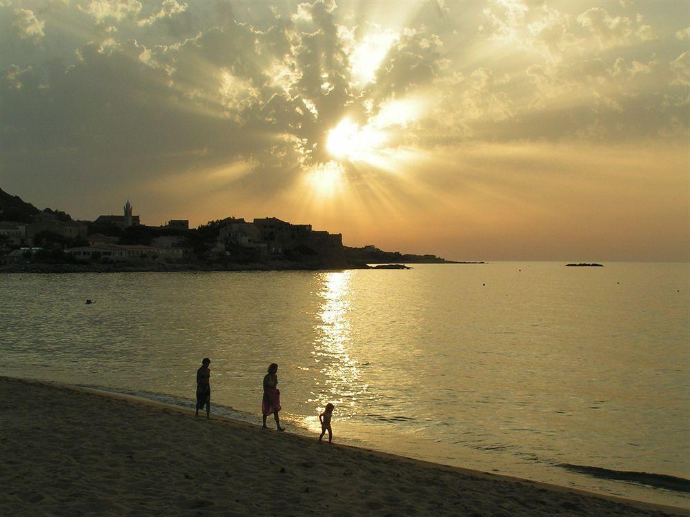 L'Escale Plage Algajola  Luaran gambar